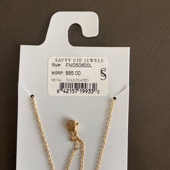 SAVVY CIE JEWELS 14K Gold Plated Initial Necklace (1in) – Letter L - Picture 4 of 8